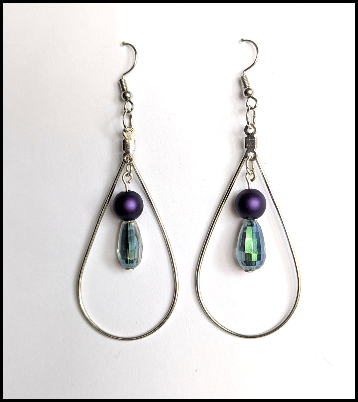 Teardrop dangle earrings