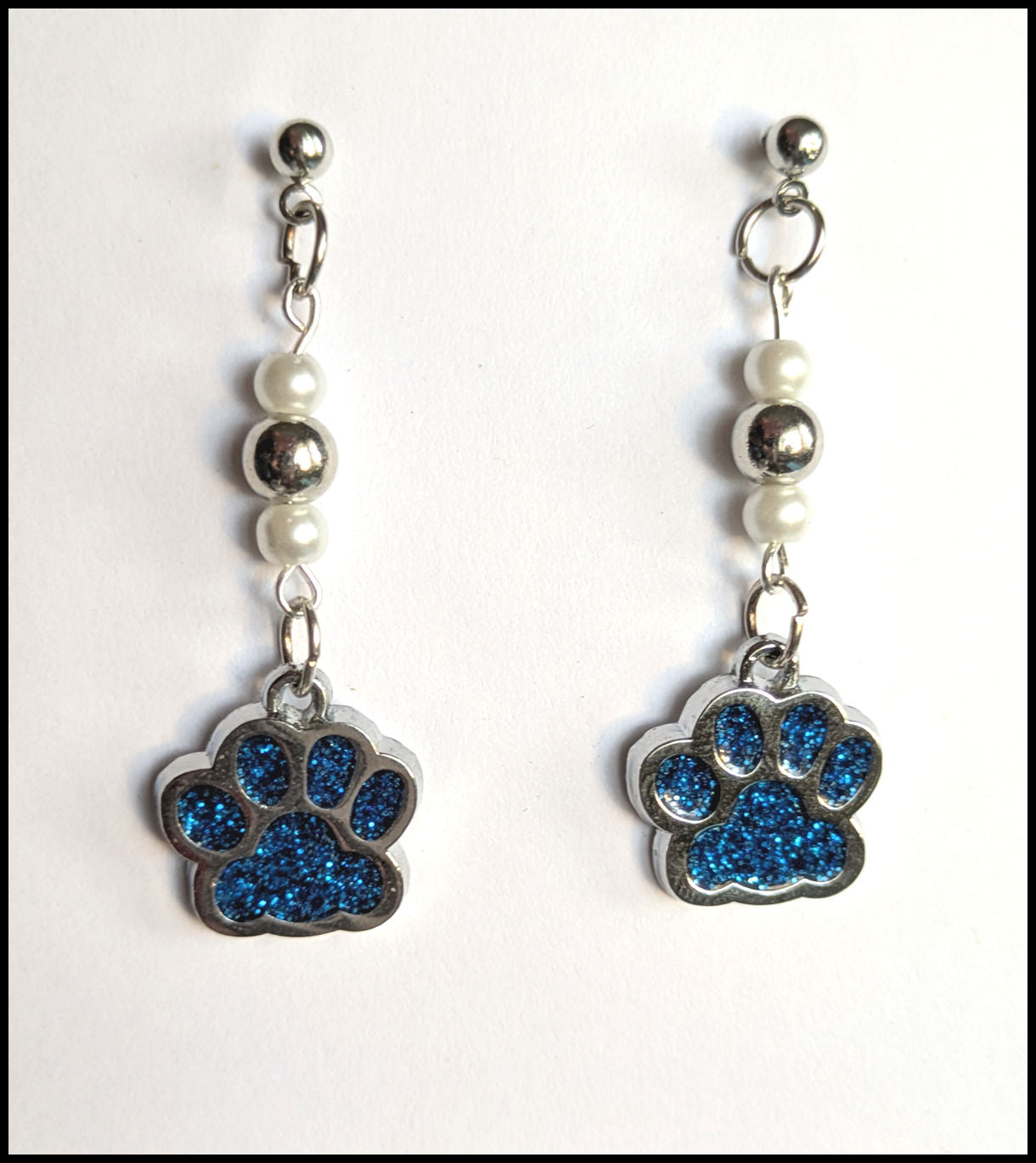 Paw print dangle earrings
